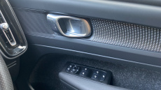 Volvo Xc40 1.5 T3 [163] R DESIGN 5dr Petrol Estate